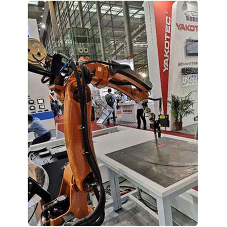 ذراع روبوتية صناعية سداسية الم - مراجعة Linear Guide Rail وسعره